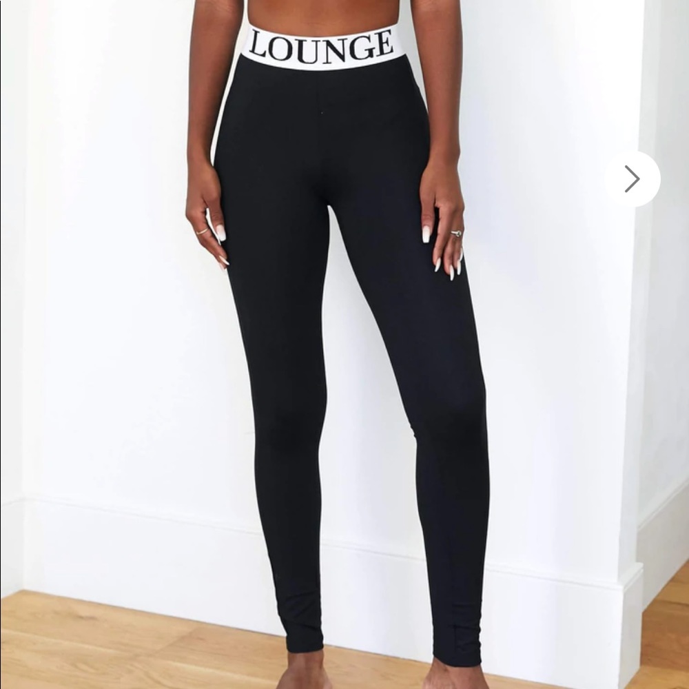 Lounge High-Waist Black Leggings with Branded Waistband